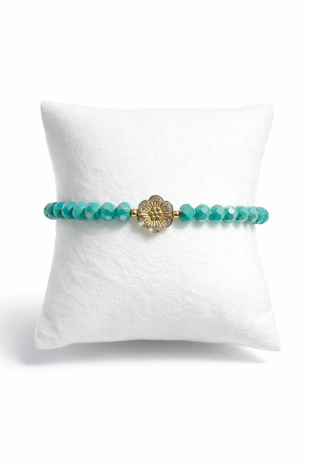 Turquoise/mint bracelet with flower and gold details