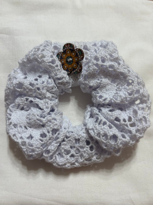Scrunchie Handgefertigt aus Spitze 100 % Baumwolle