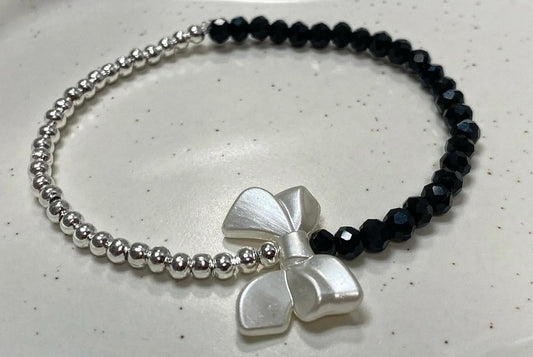 Armband schwarz, silber mit Schleife