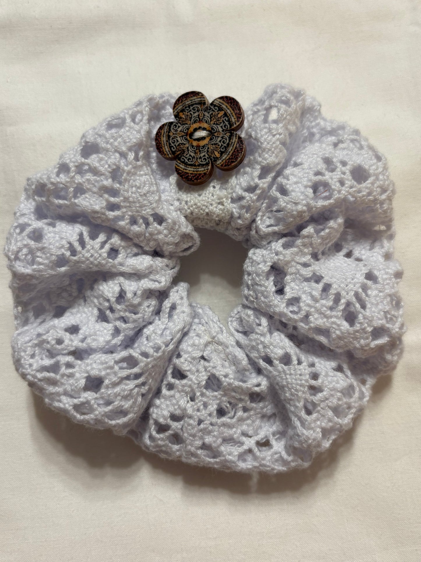 Scrunchie Handgefertigt aus Spitze 100 % Baumwolle