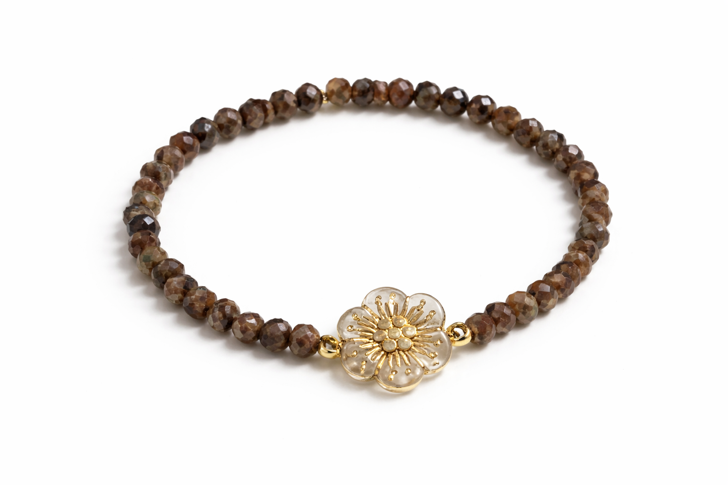 Bracelet brown pearls with flower element