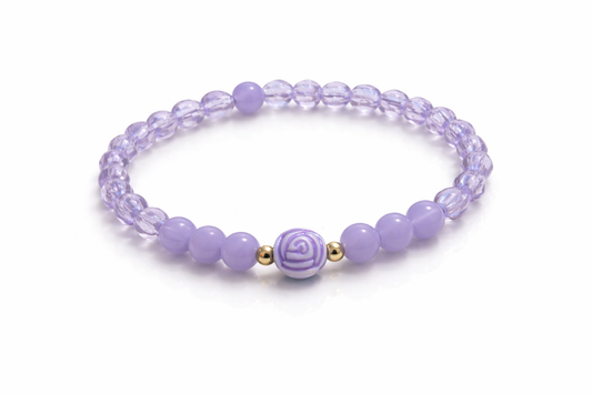 Lilac bracelet with rose and gold details