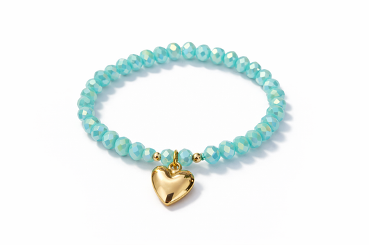 Mint bracelet with heart pendant and gold details