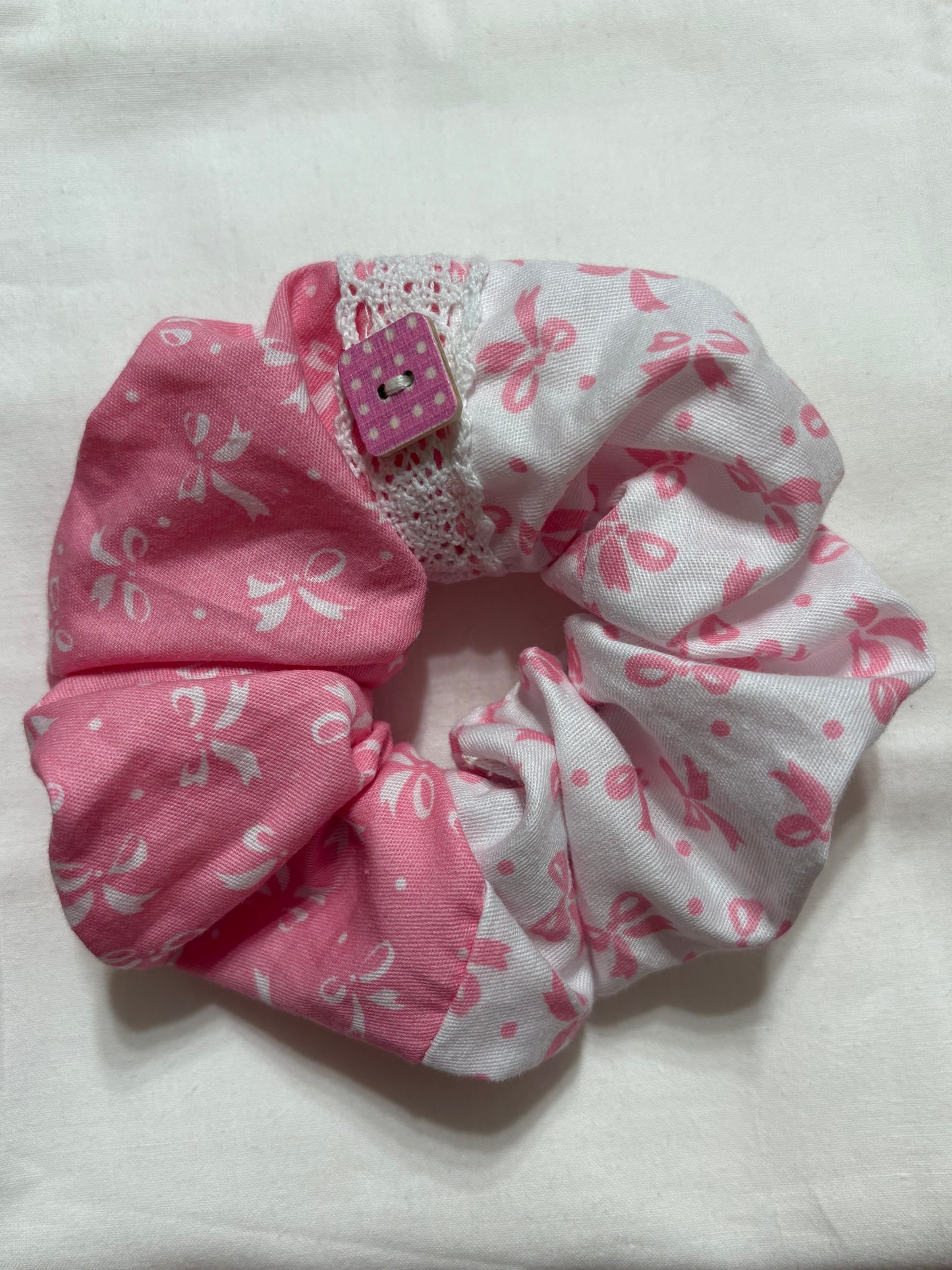 Scrunchie Handgefertigt aus 100 % Baumwolle pink/rosa mit Schleifen