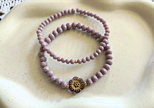 Armband Set mit Blume und goldenen Details