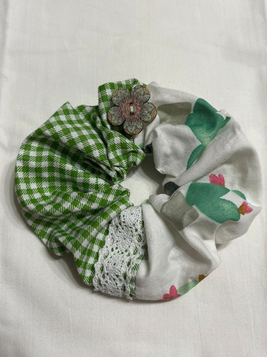 Scrunchie Handgefertigt aus 100 % Baumwolle Grün Kariert