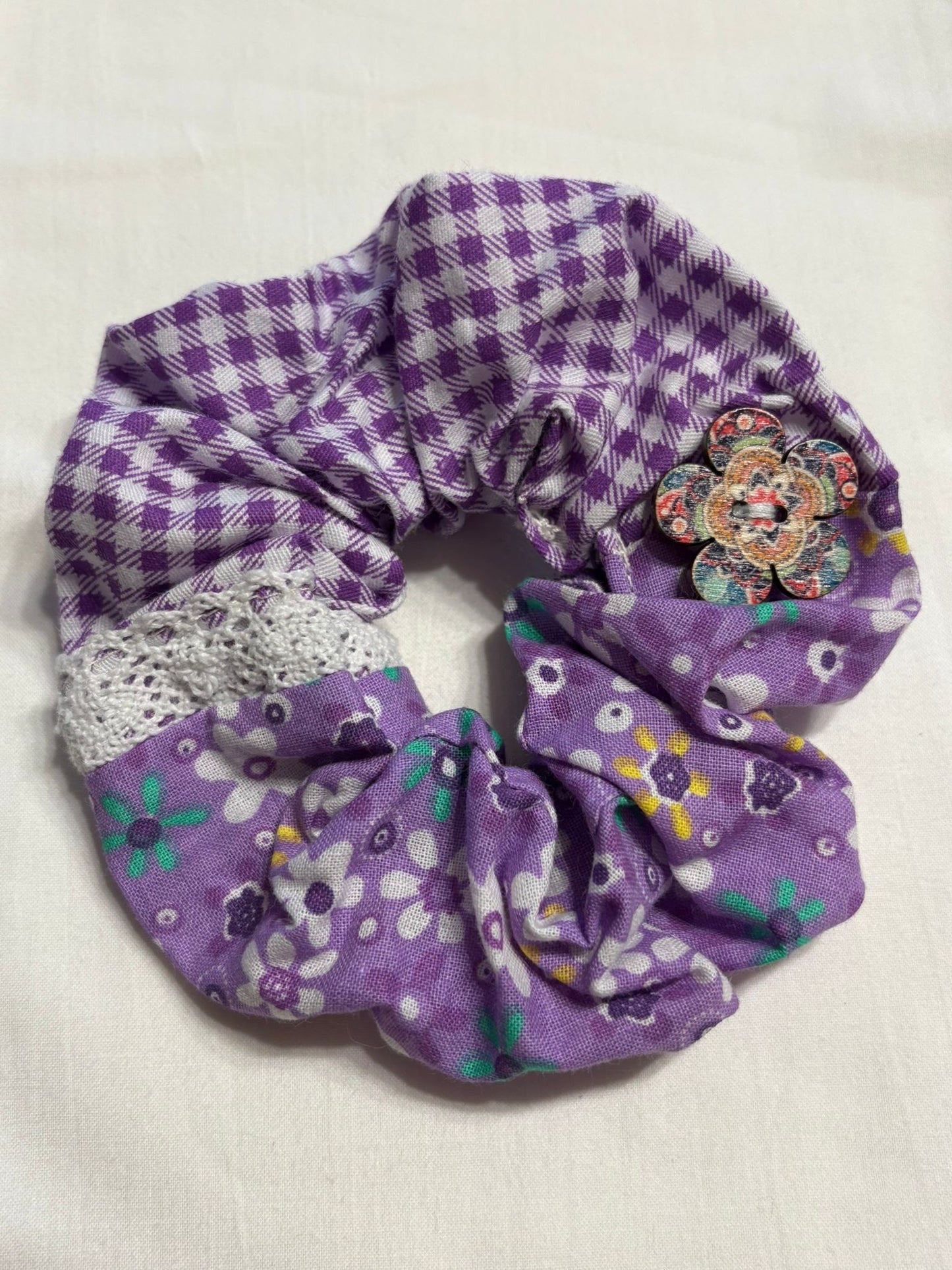 Scrunchie Handgefertigt aus 100 % Baumwolle Lila Kariert